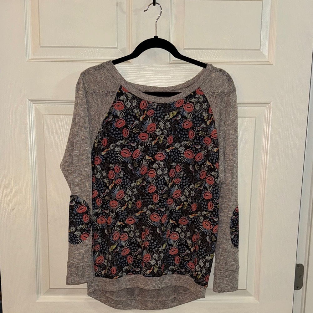 Floral Patterned Women's Top